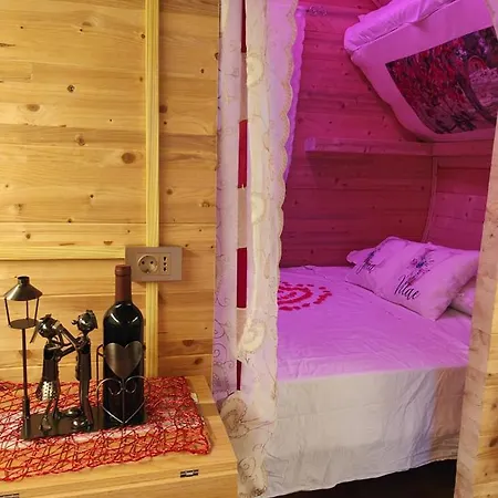 Gioiavitae - Bed-in-botte - Dormire In Vigna *
